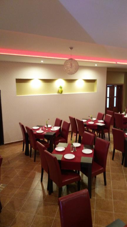 Hotel Gula Batizovce 외부 사진